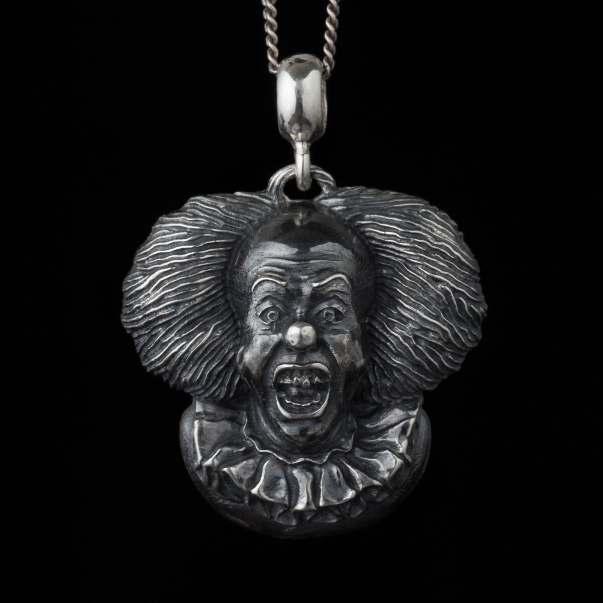 Pennywise Clown 1990 Horror Pendant