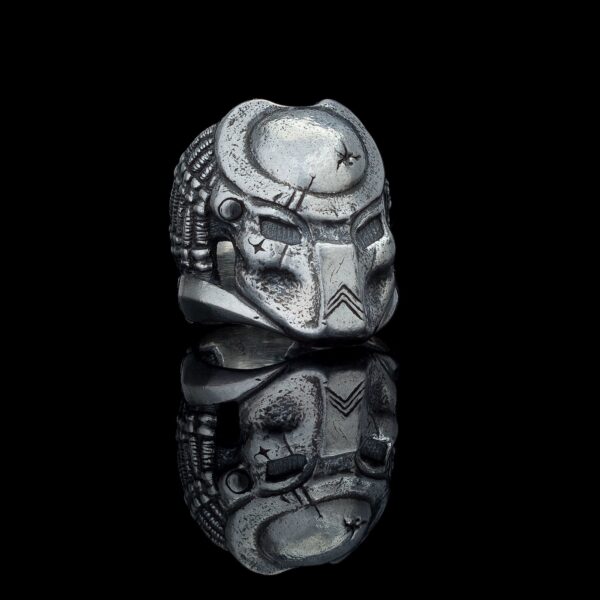 Predator Ring