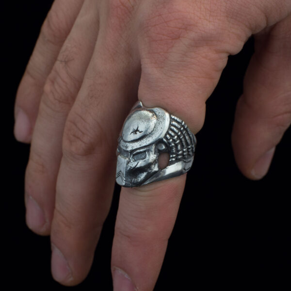 Predator Ring